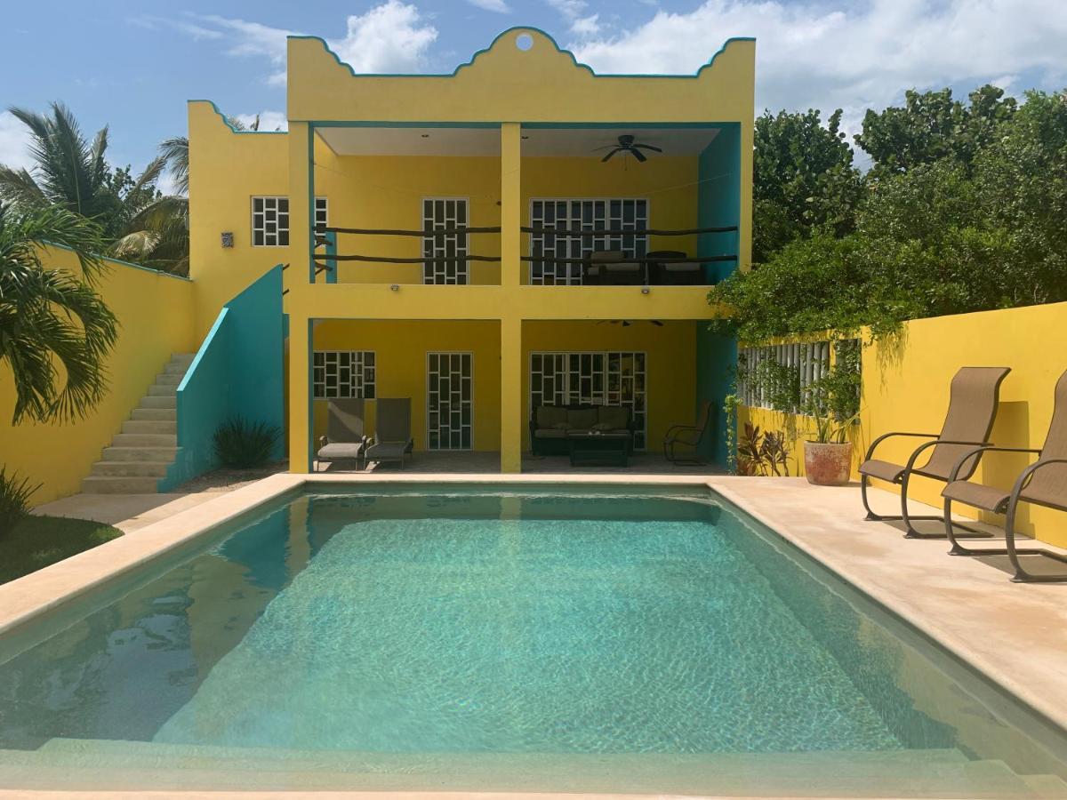 Arenas Del Mar Condos Chelem Exterior photo